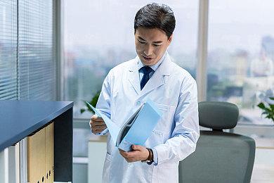 《巫师3》次世代版已上线 玩家可以重新游玩了